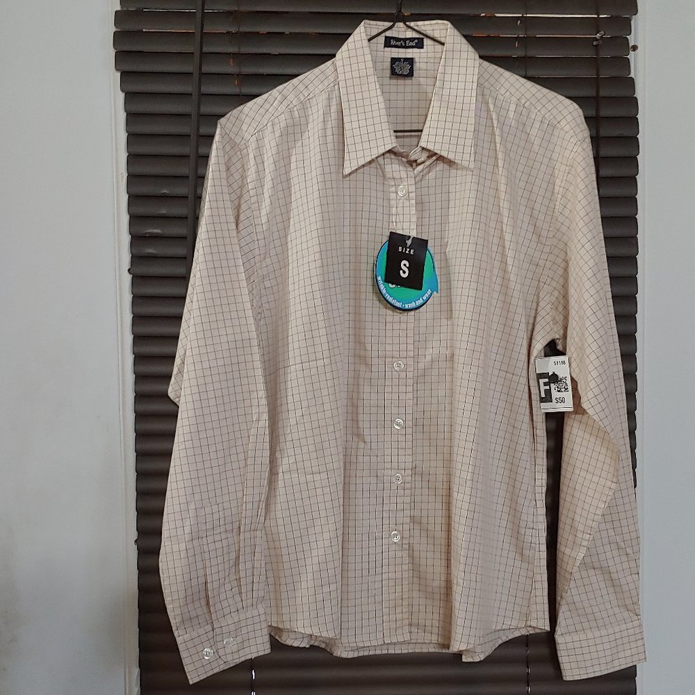 Rivers End easy care wrinkle resistant  mans button down shirt  size s NWT